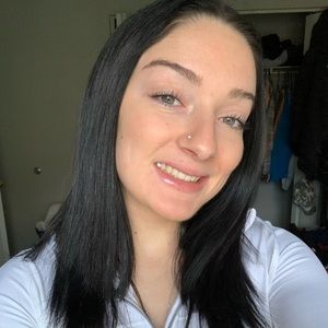 Meet your Posher, Teagan